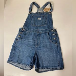 NWT Levi Strauss Women’s overalls - Large